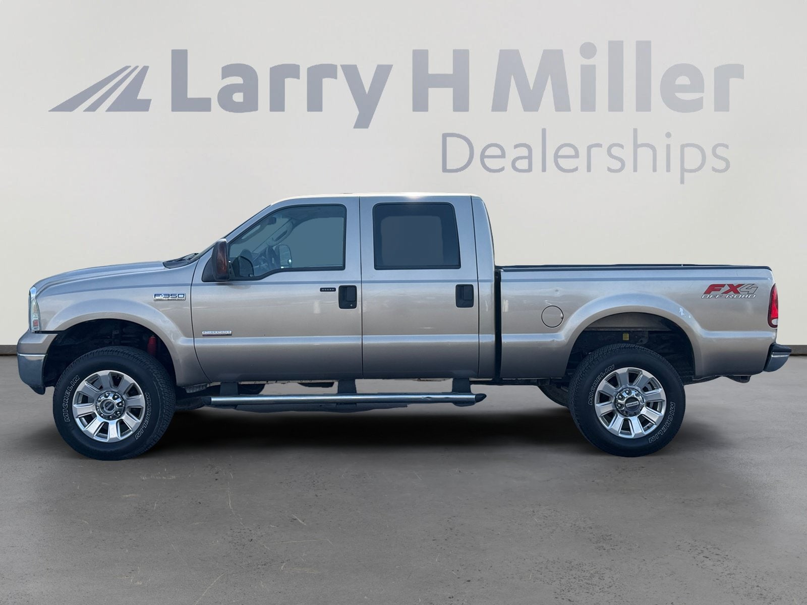 Used 2006 Ford F-350 Super Duty Lariat with VIN 1FTWW31P96ED76679 for sale in Draper, UT
