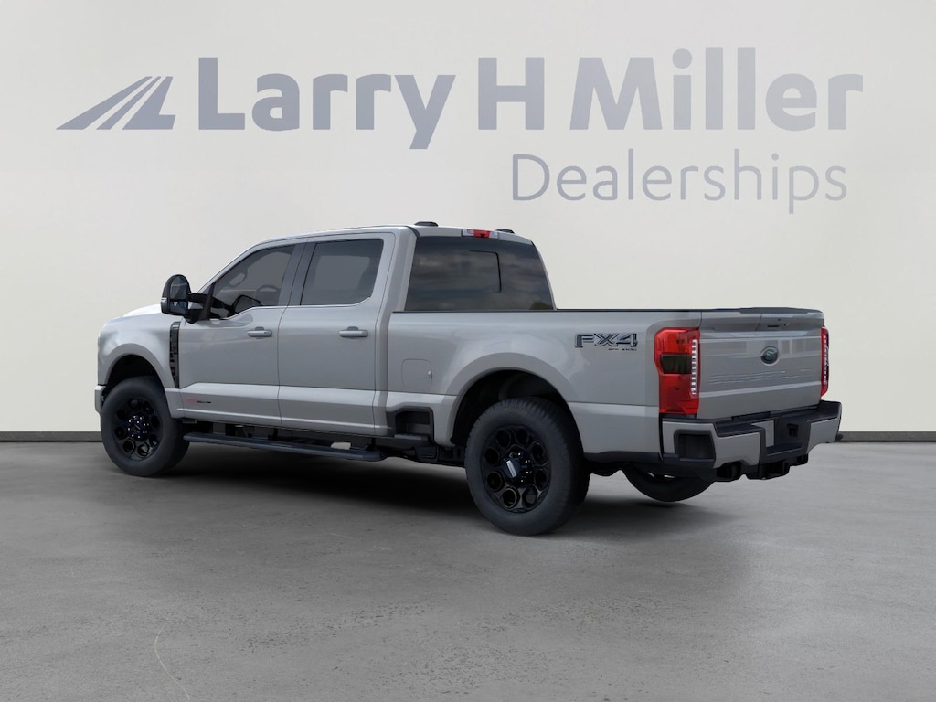 New 2026 Ford Super Duty F-350 SRW LARIAT 4WD Crew Cab 6-3/4' Box V8 Engine