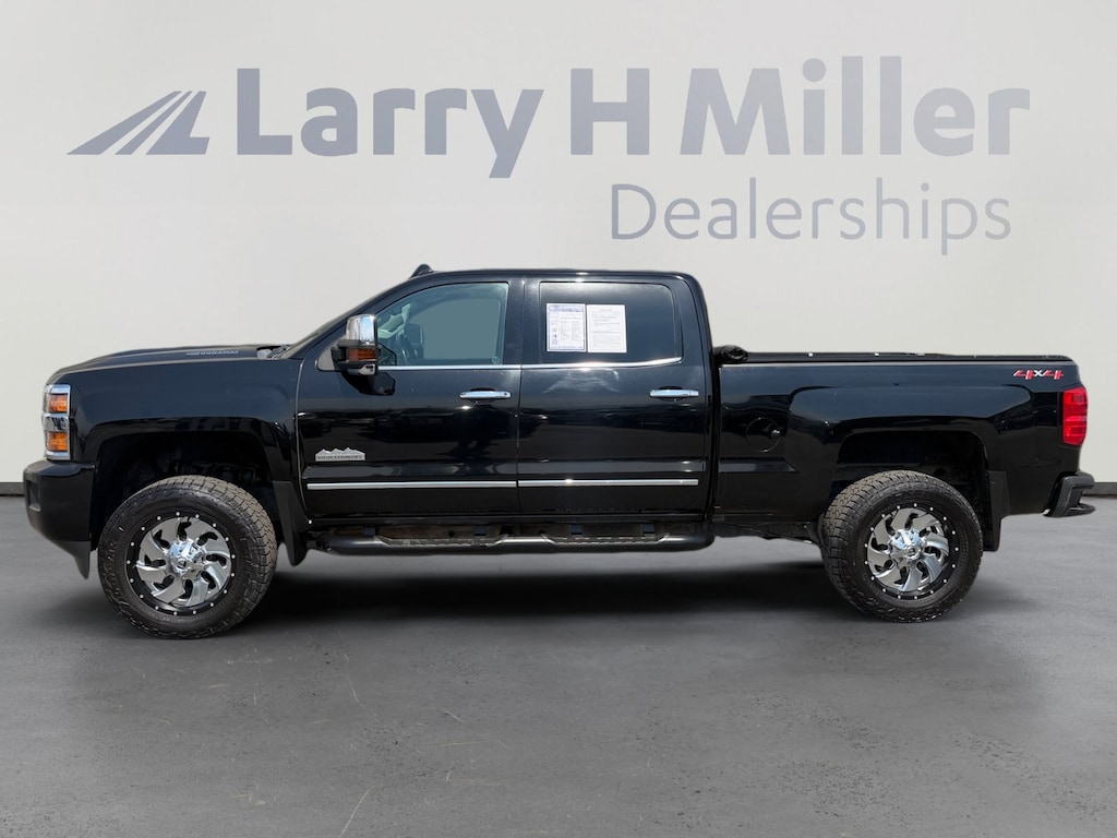 Certified 2019 Chevrolet Silverado High Country CREW CAB SHORT BED TRUCK