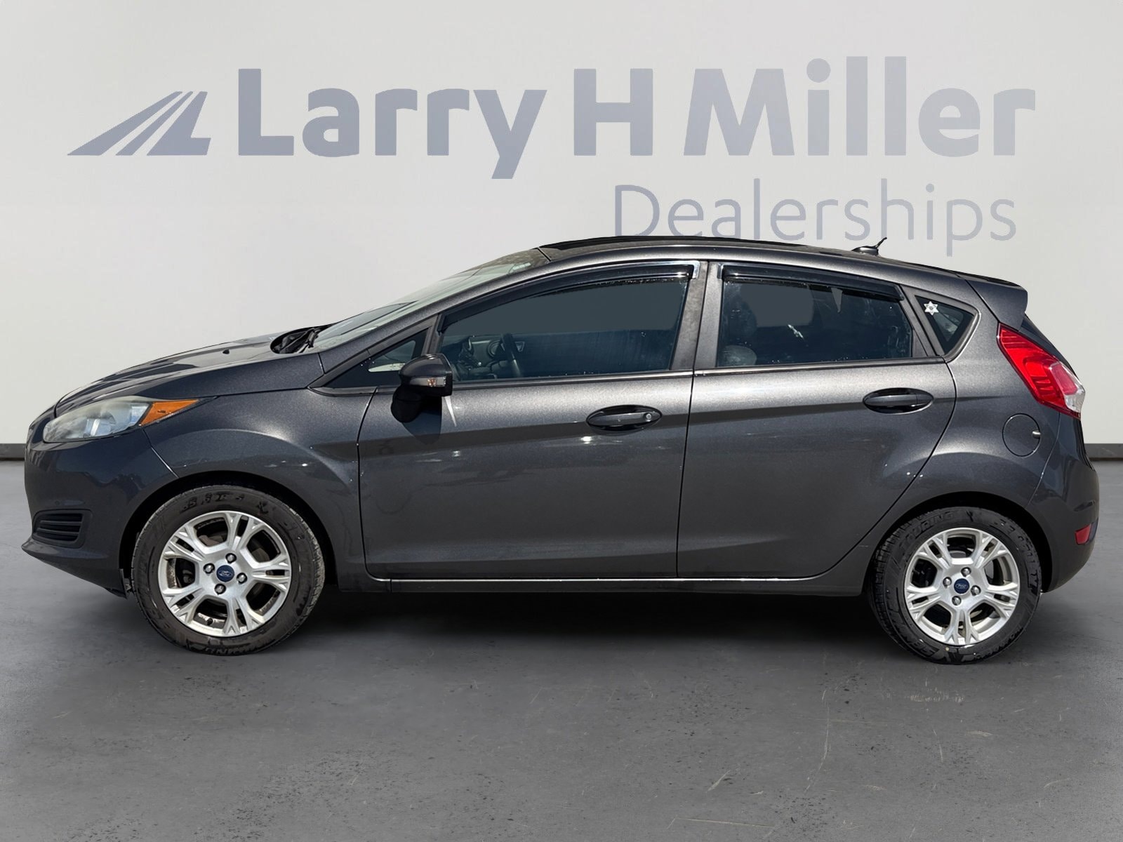 Used 2015 Ford Fiesta SE with VIN 3FADP4EJ1FM217316 for sale in Draper, UT