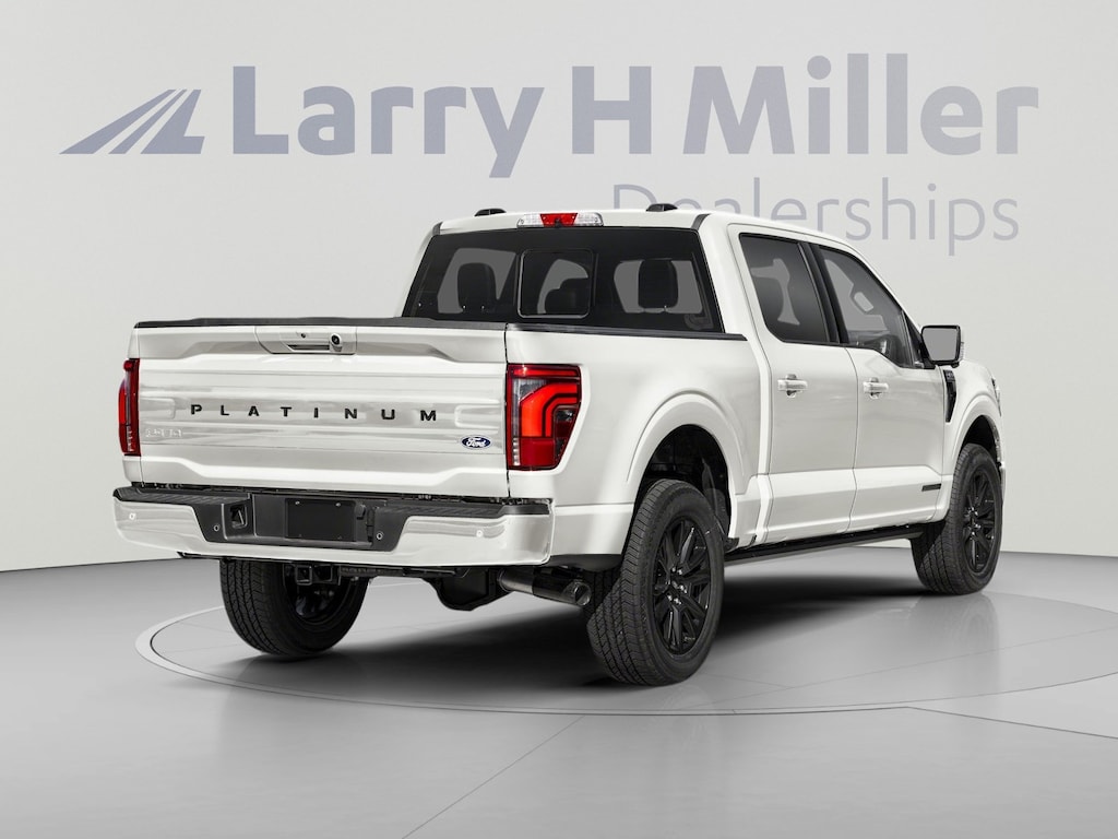 New 2026 Ford F-150 Platinum 4WD SuperCrew 5-1/2' Box V6 Engine