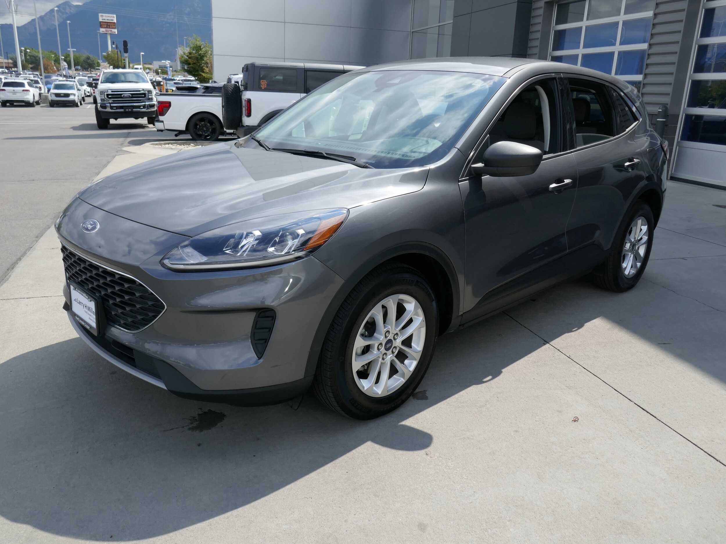 2022 Ford Escape SE Hybrid photo 4