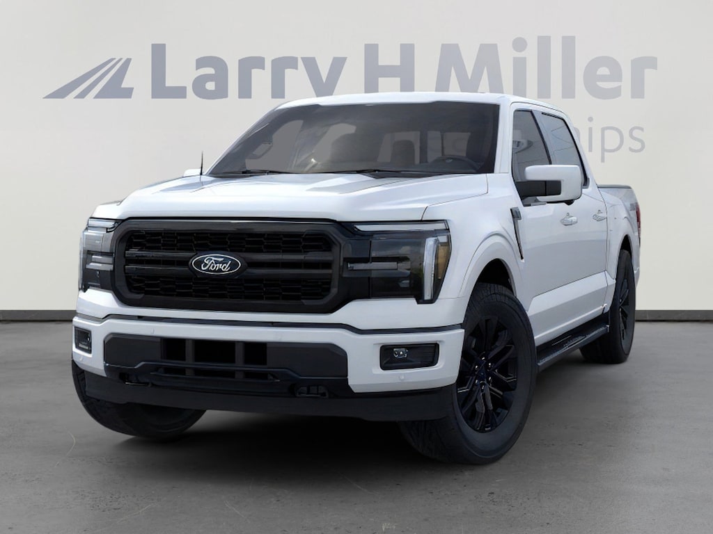 New 2026 Ford F-150 LARIAT 4WD SuperCrew 5-1/2' Box V6 Engine