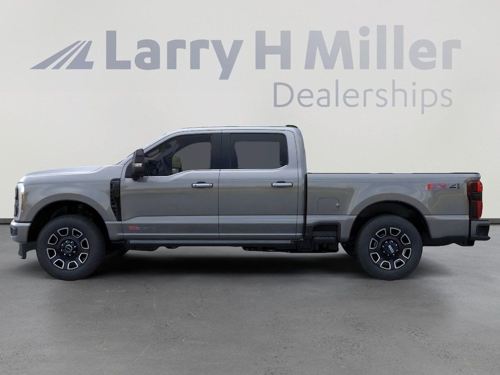 New 2026 Ford Super Duty F-350 SRW Platinum 4WD Crew Cab 6-3/4' Box V8 Engine