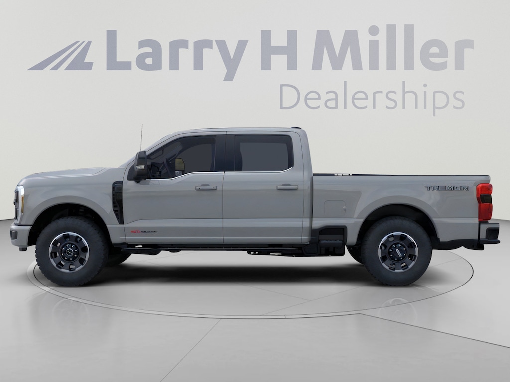 New 2026 Ford Super Duty F-350 SRW LARIAT 4WD Crew Cab 6-3/4' Box V8 Engine
