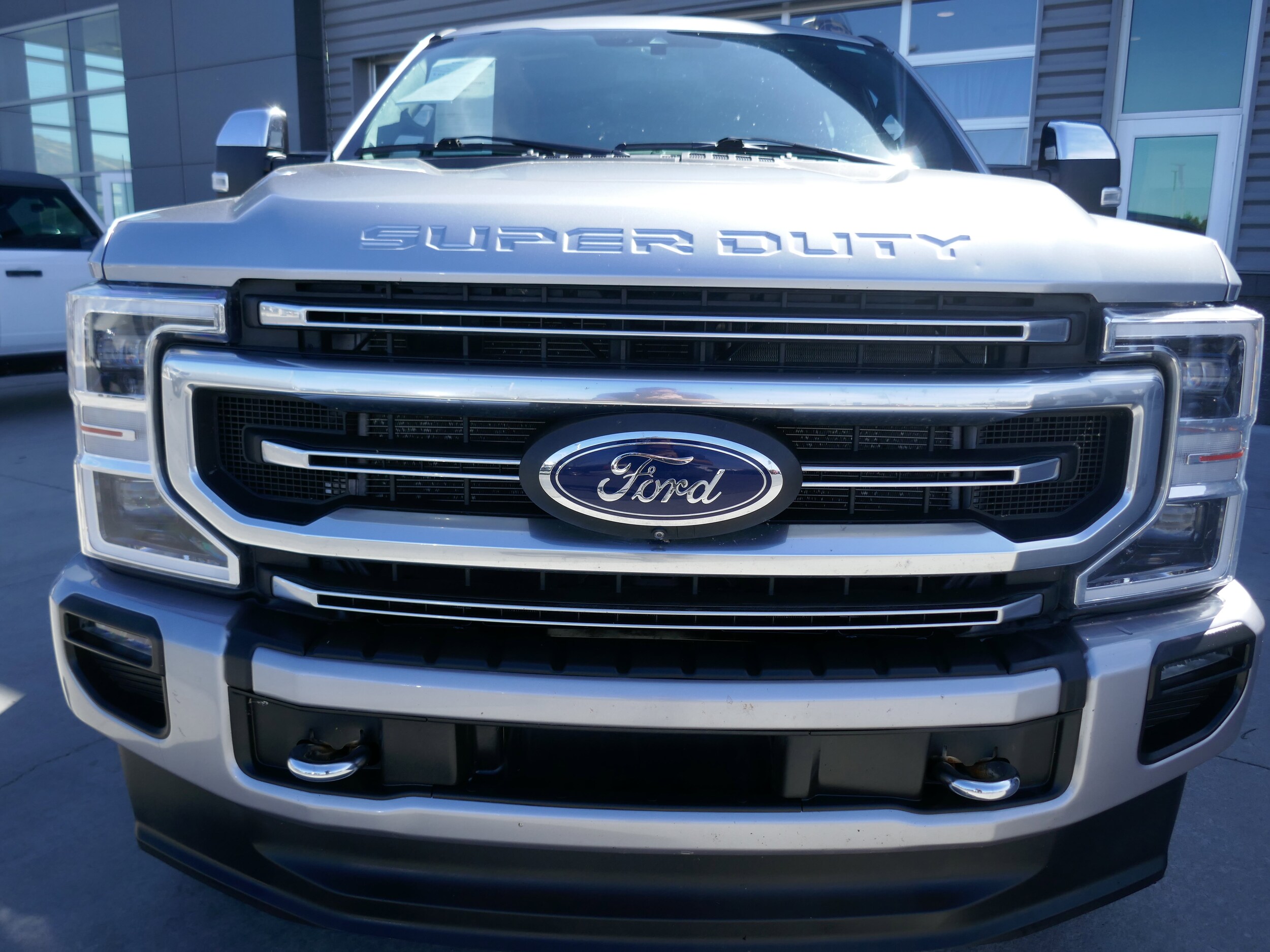 2021 Ford F-350 Platinum photo 3