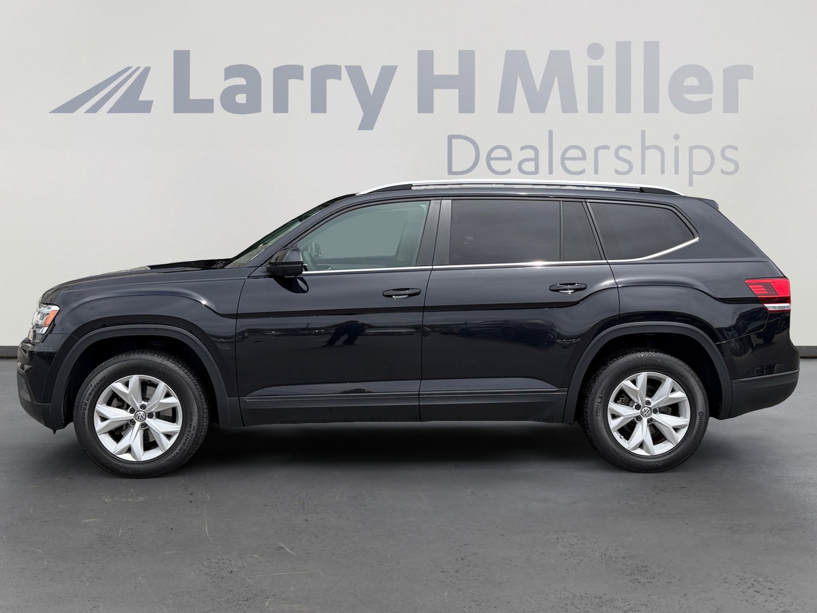 Used 2018 Volkswagen Atlas S with VIN 1V2GR2CA9JC545049 for sale in Draper, UT