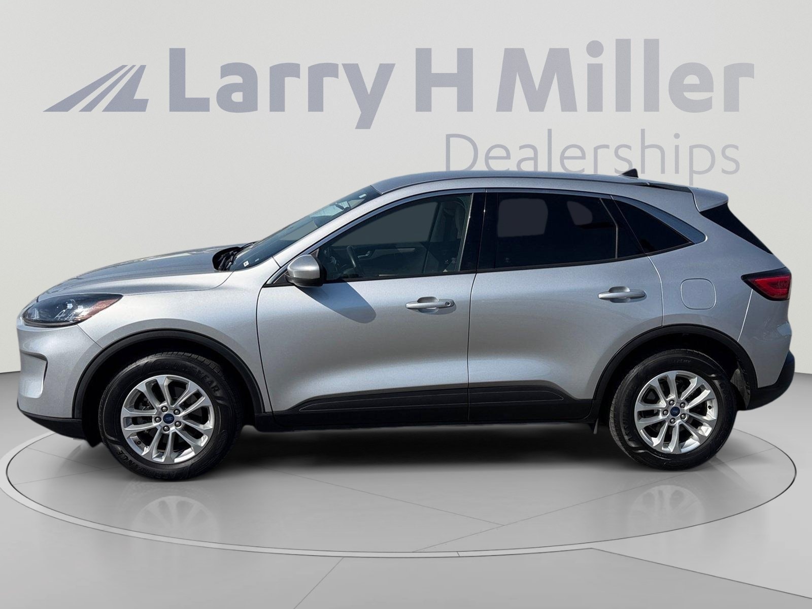 Used 2020 Ford Escape SE with VIN 1FMCU9G69LUB68373 for sale in Draper, UT