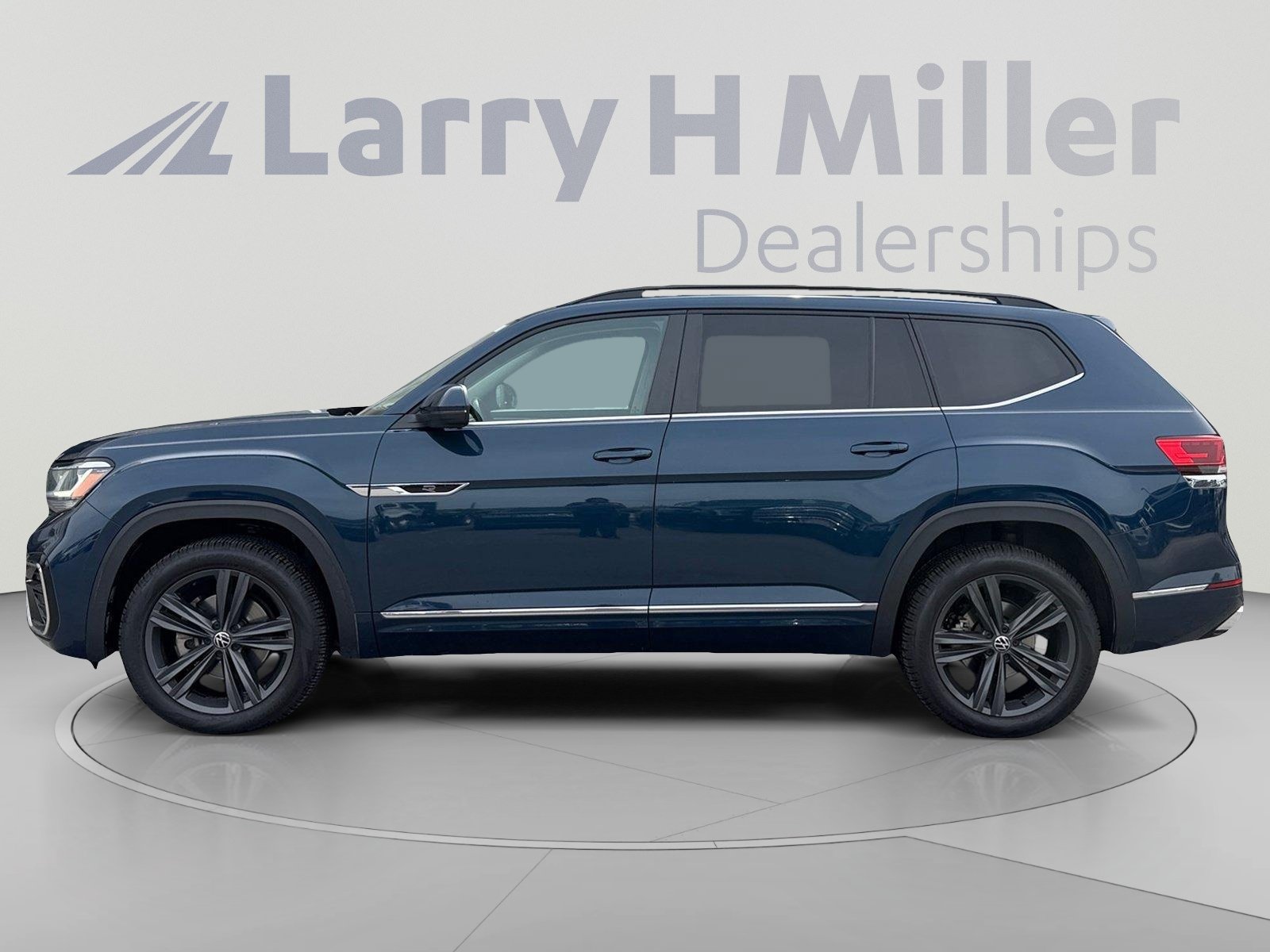 Used 2021 Volkswagen Atlas SE w/Tech R-Line with VIN 1V2PR2CA5MC503255 for sale in Draper, UT