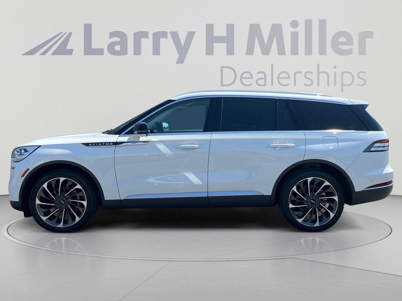 5LM5J7XC9MGL00766