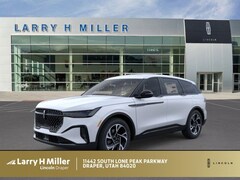 2025 Lincoln Nautilus Premiere AWD I4 Engine