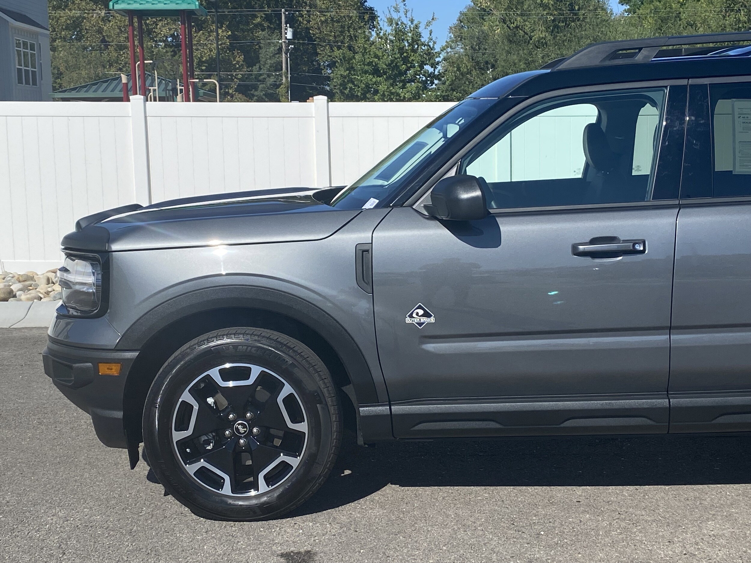 2024 Ford Bronco Sport Outer Banks photo 2