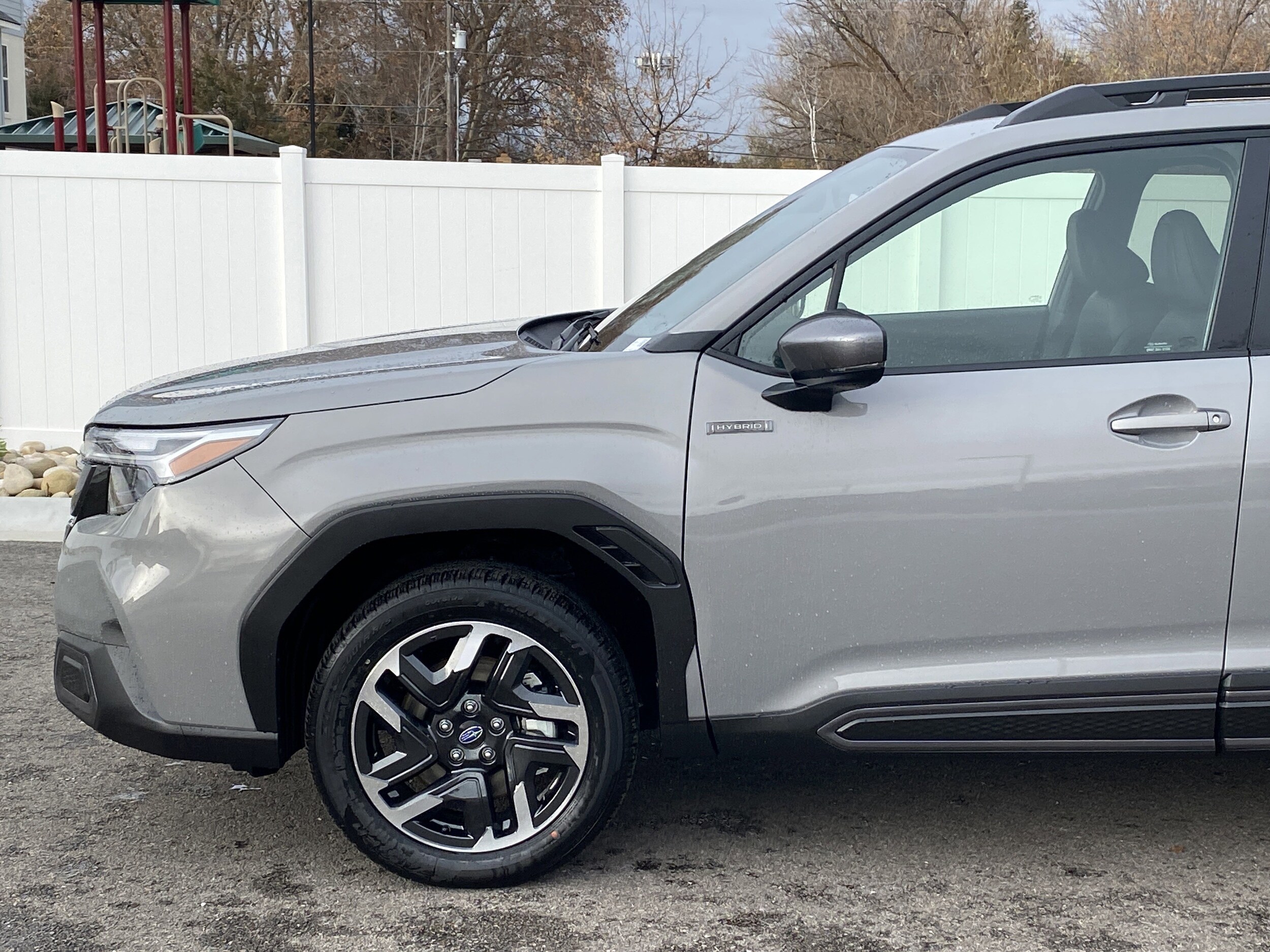 2025 Subaru Forester Limited photo 2