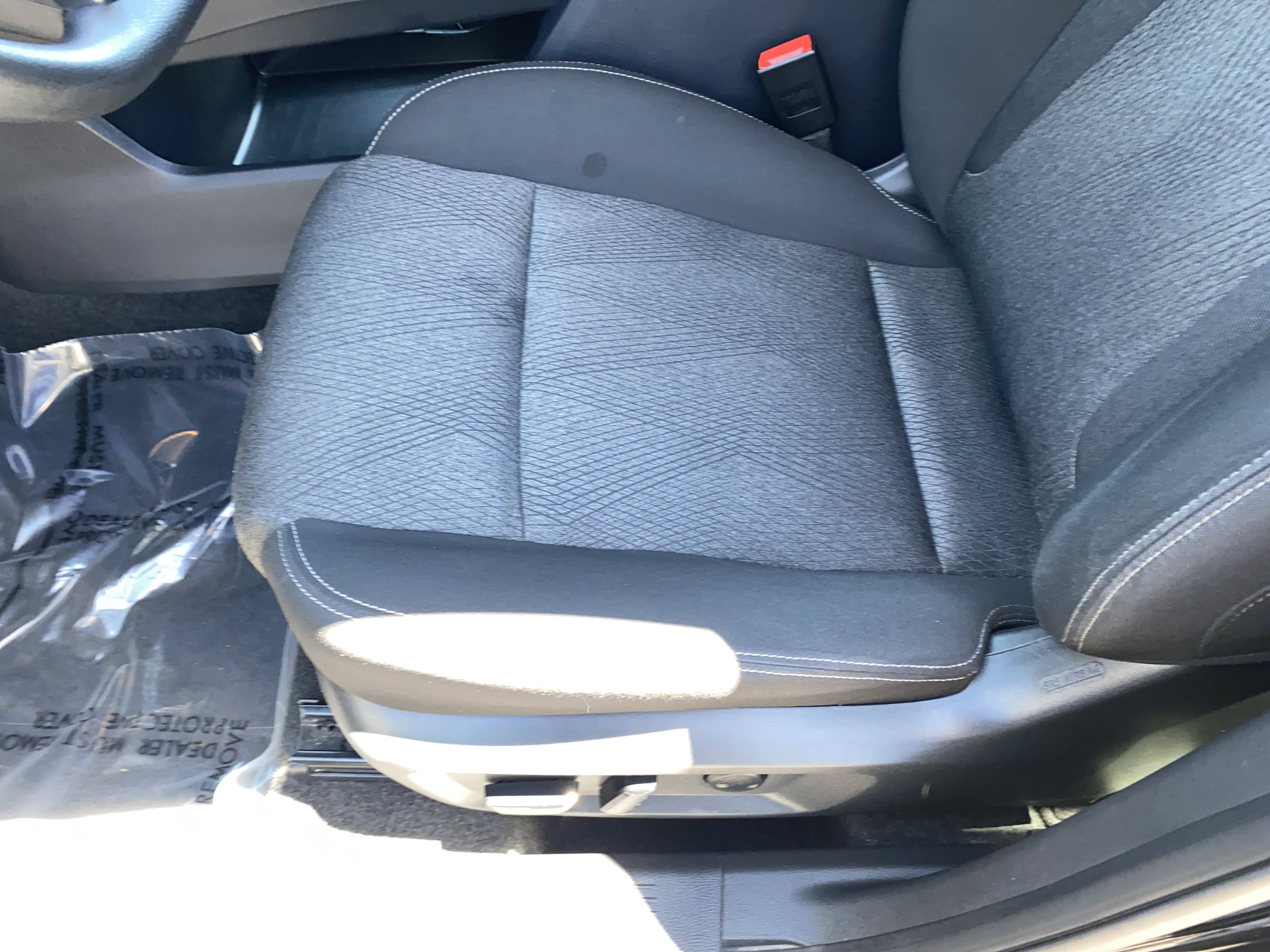 2024 Nissan Rogue SV - Photo 16