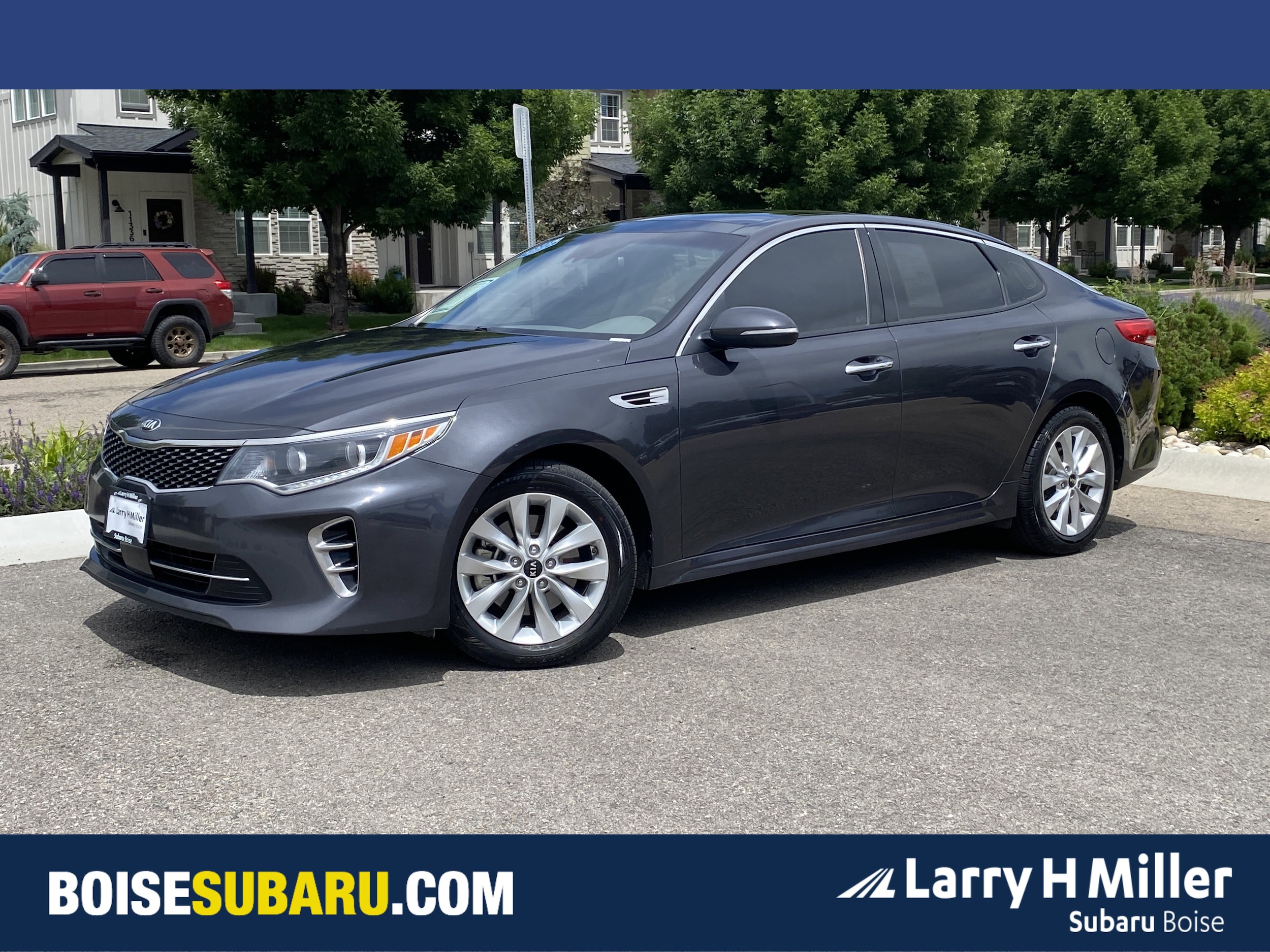 2017 Kia Optima EX AT's photo