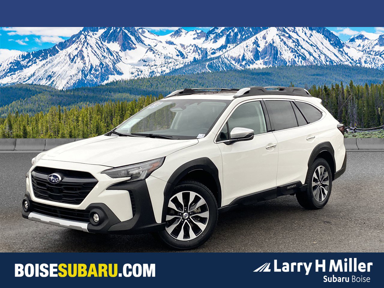 2023 Subaru Outback Touring's photo
