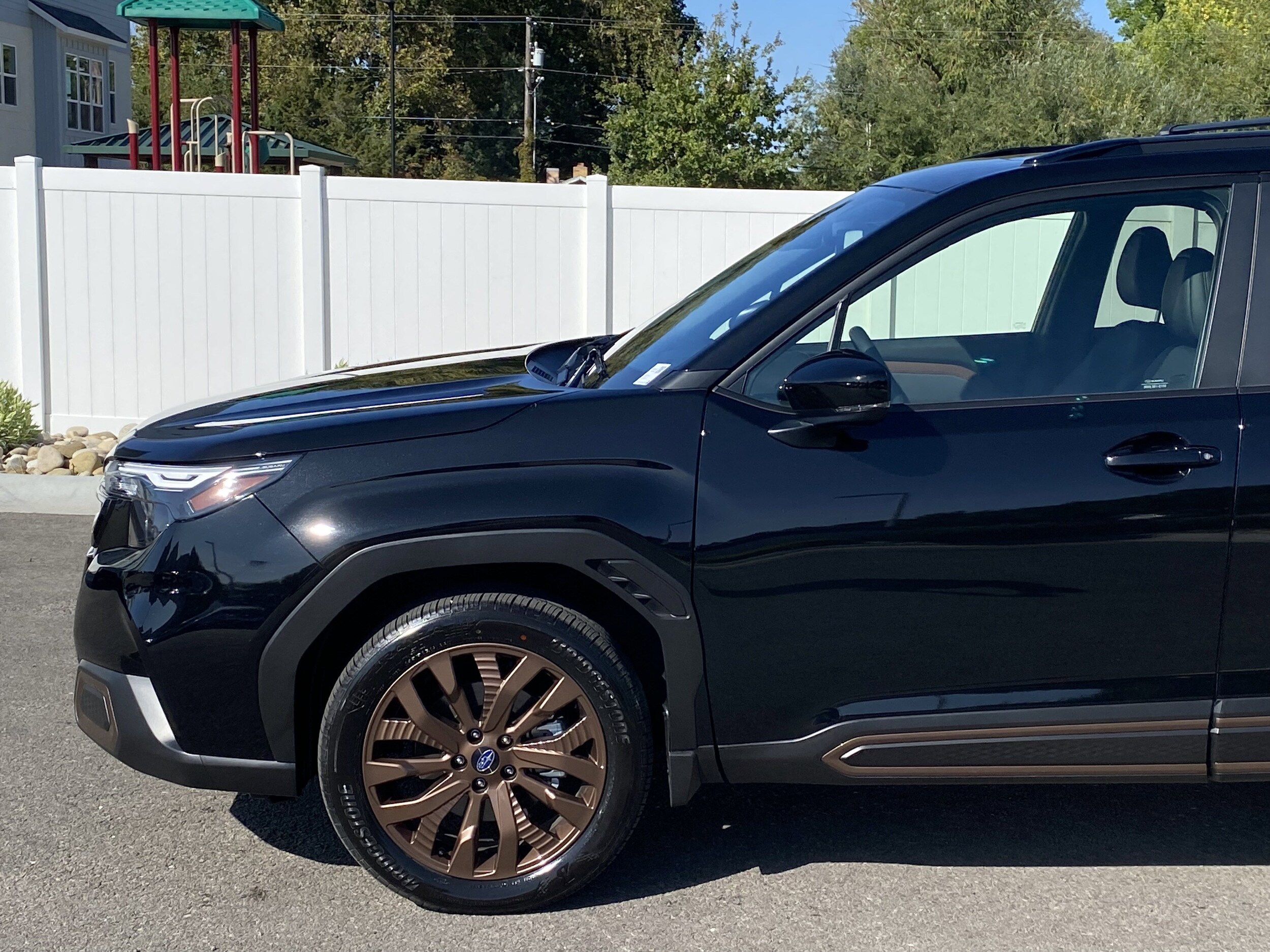 2025 Subaru Forester Sport photo 2