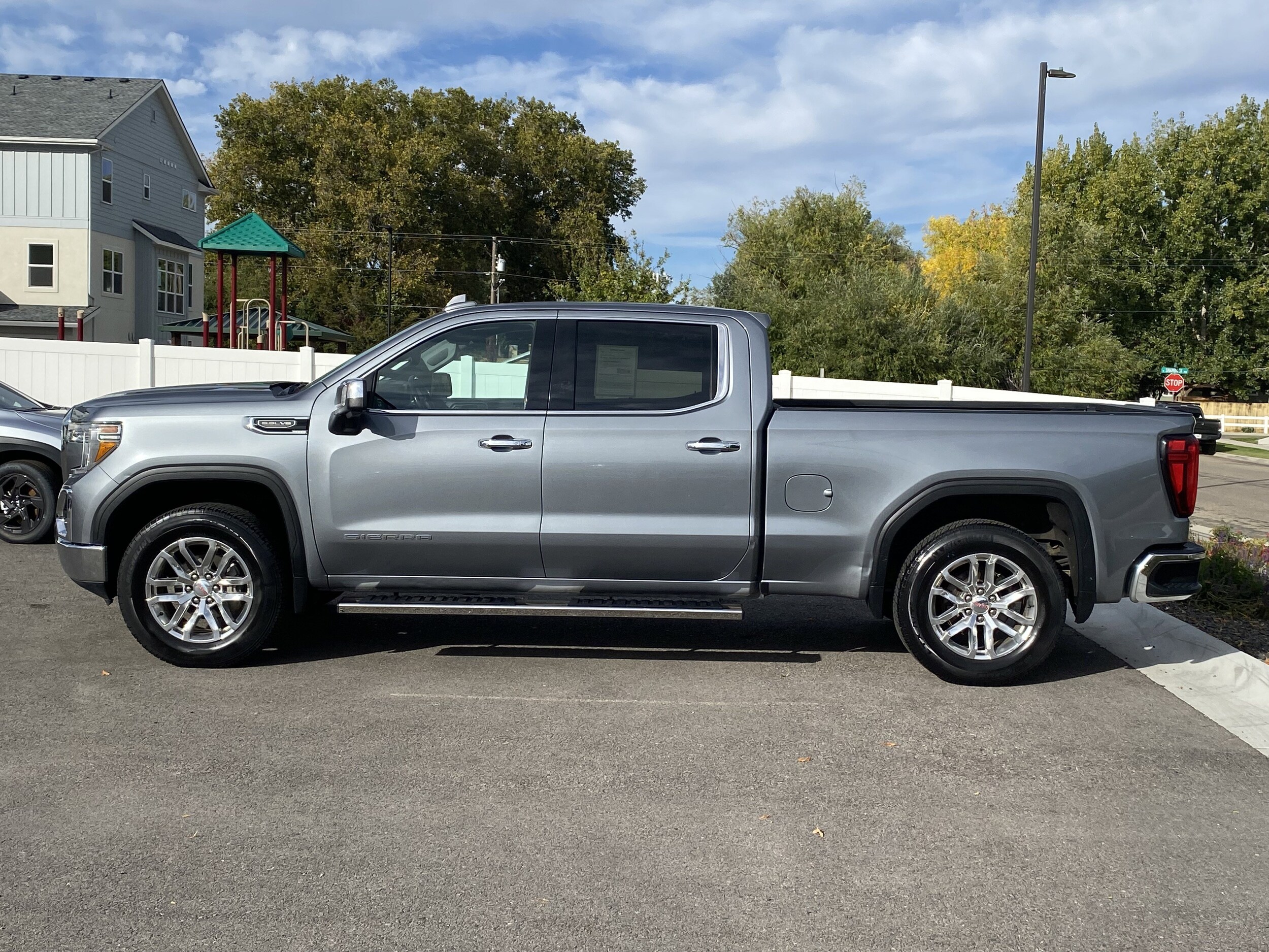 2019 Gmc Sierra 1500 SLT photo 3