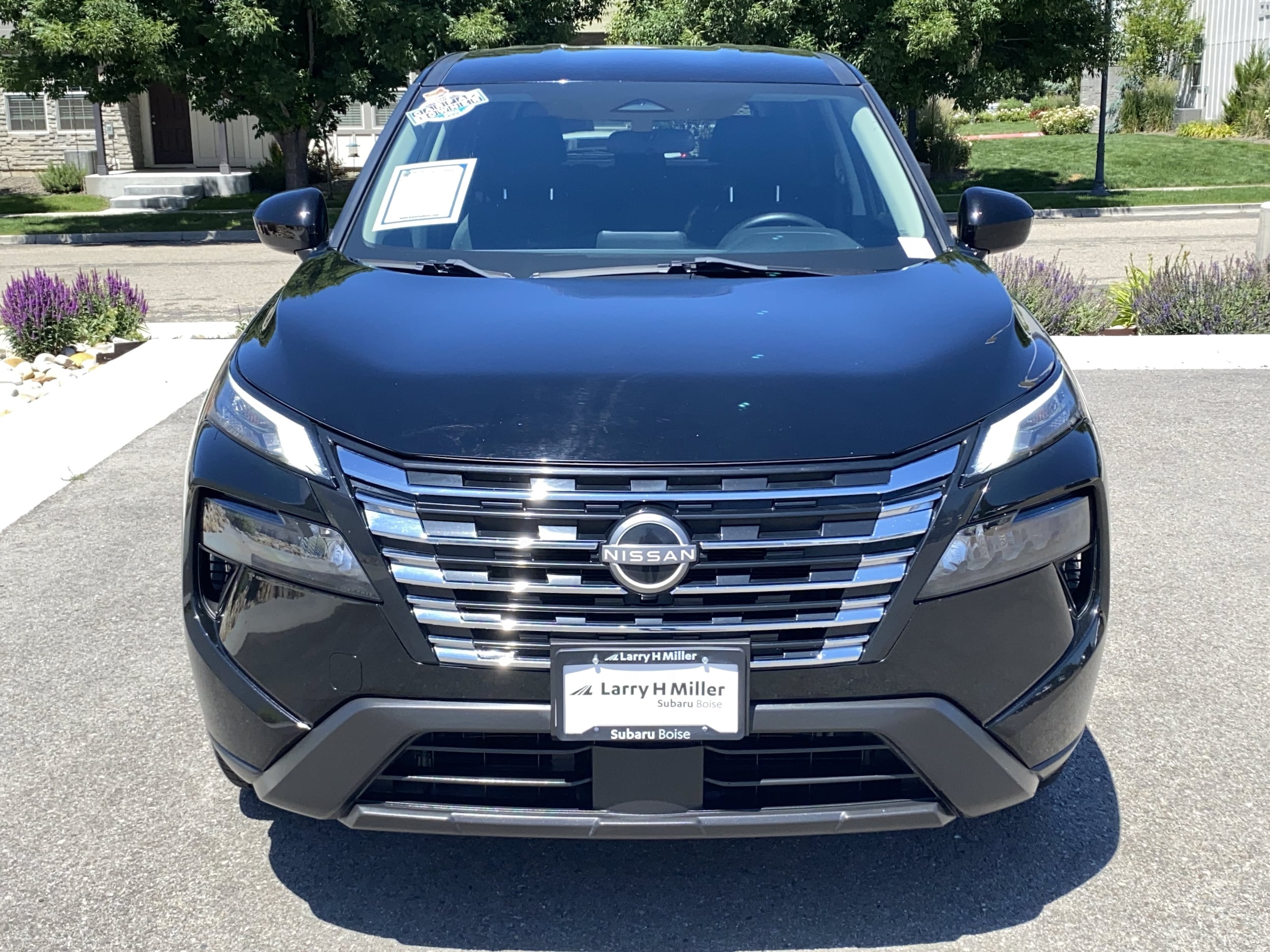 2024 Nissan Rogue SV - Photo 10