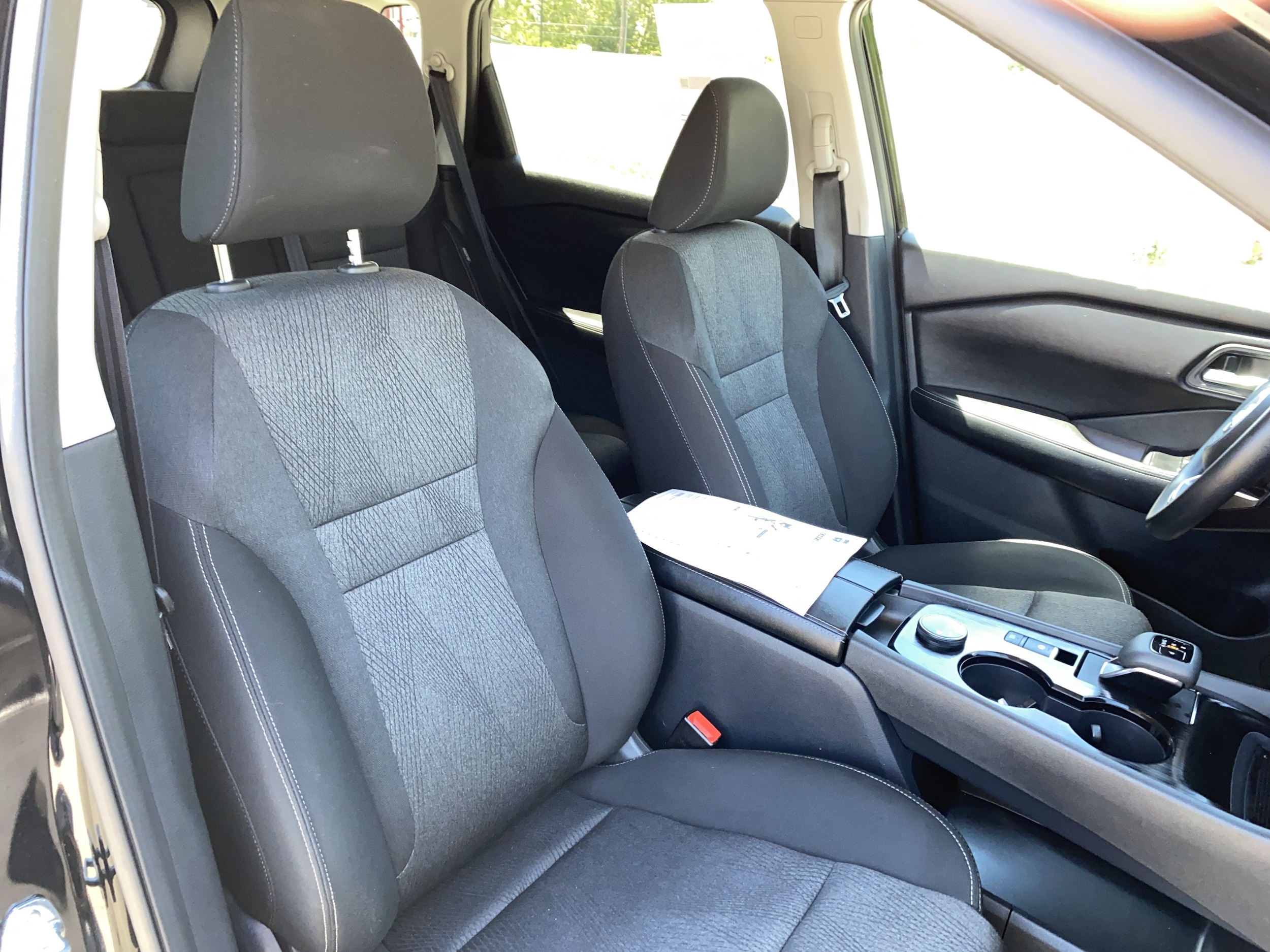 2024 Nissan Rogue SV - Photo 22