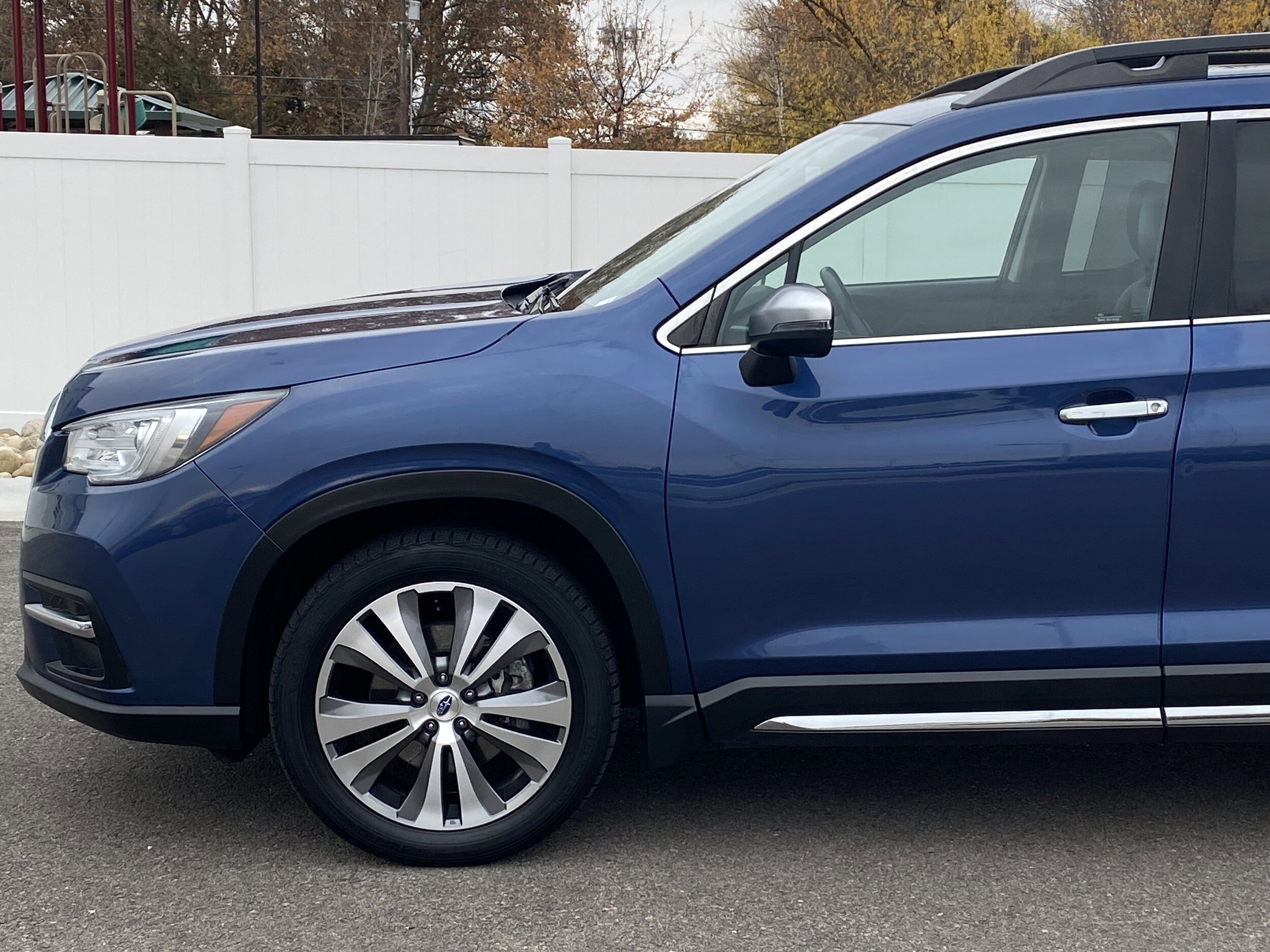 2021 Subaru Ascent Touring photo 2