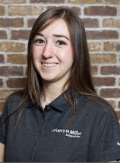 Staff member Gabby from ID_2e05aa572f18