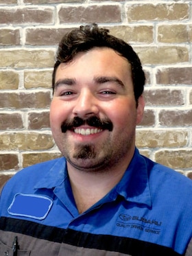 Staff member Samir from ID_d2aa2b5f0f14