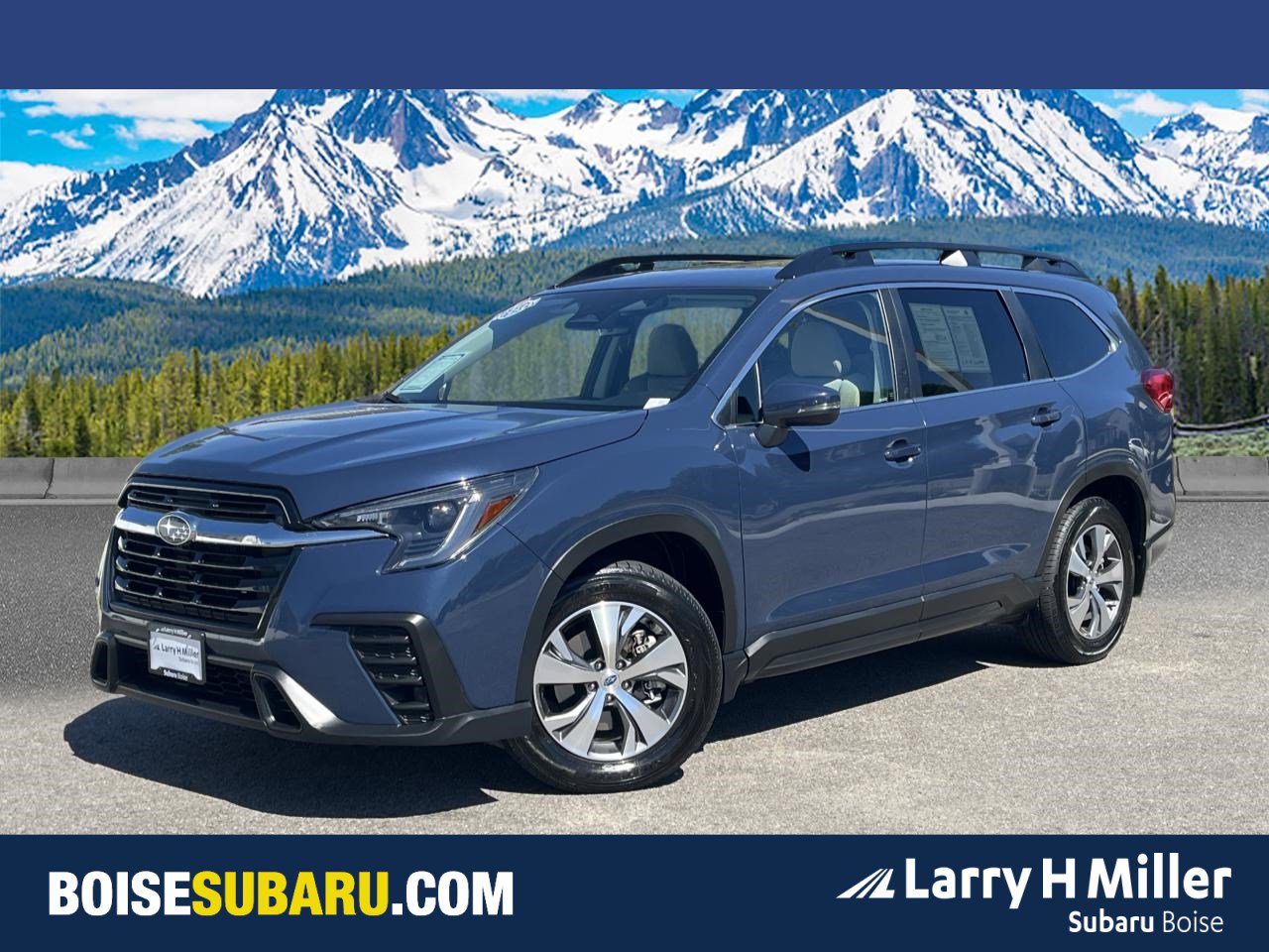2023 Subaru Ascent Premium 8 Passenger's photo