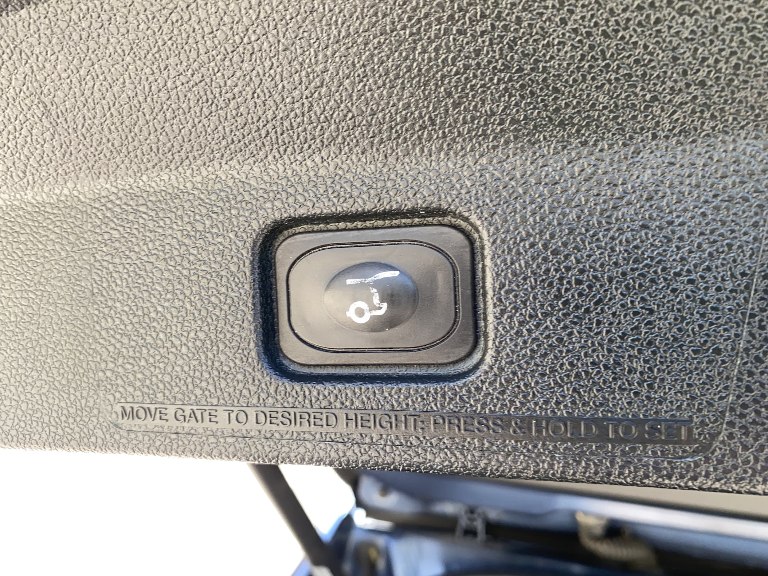2018 Ford Explorer XLT - Photo 40
