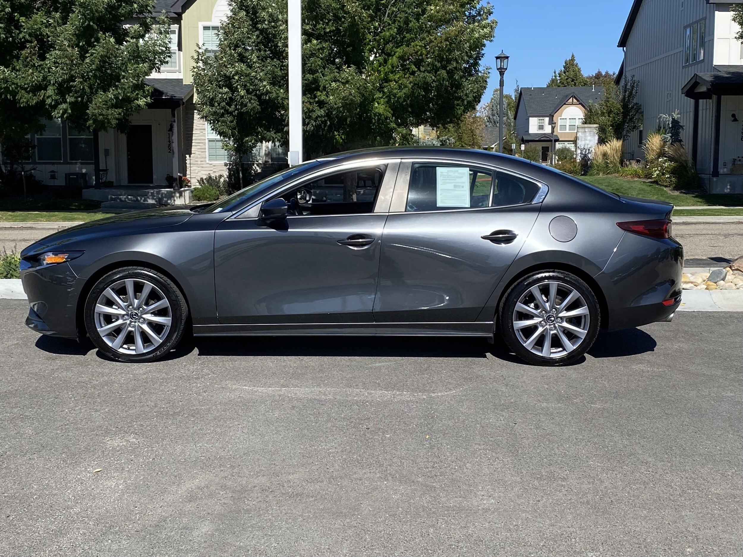 2023 Mazda Mazda3 2.5 Select photo 3