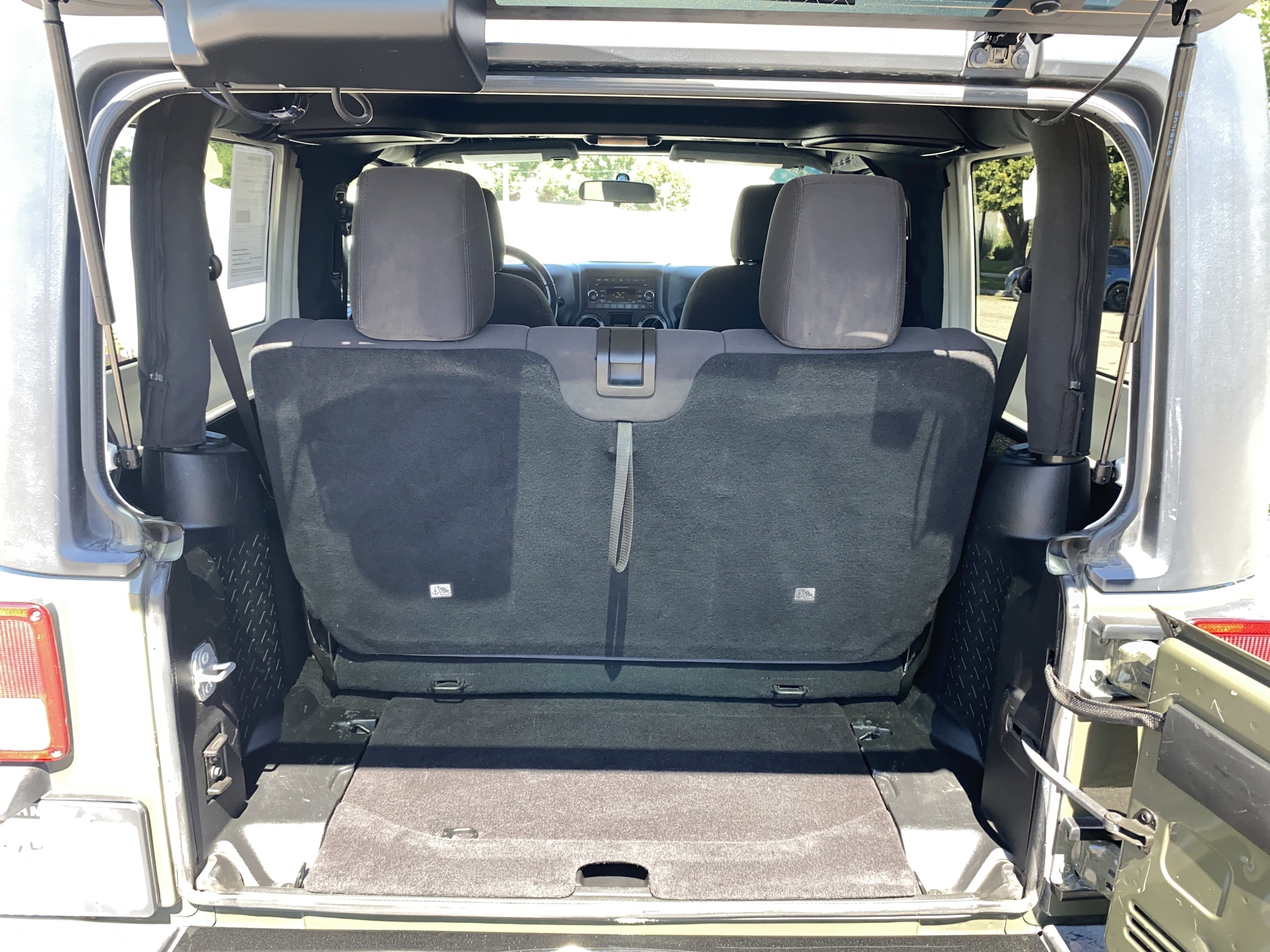 2015 Jeep Wrangler Sport - Photo 32