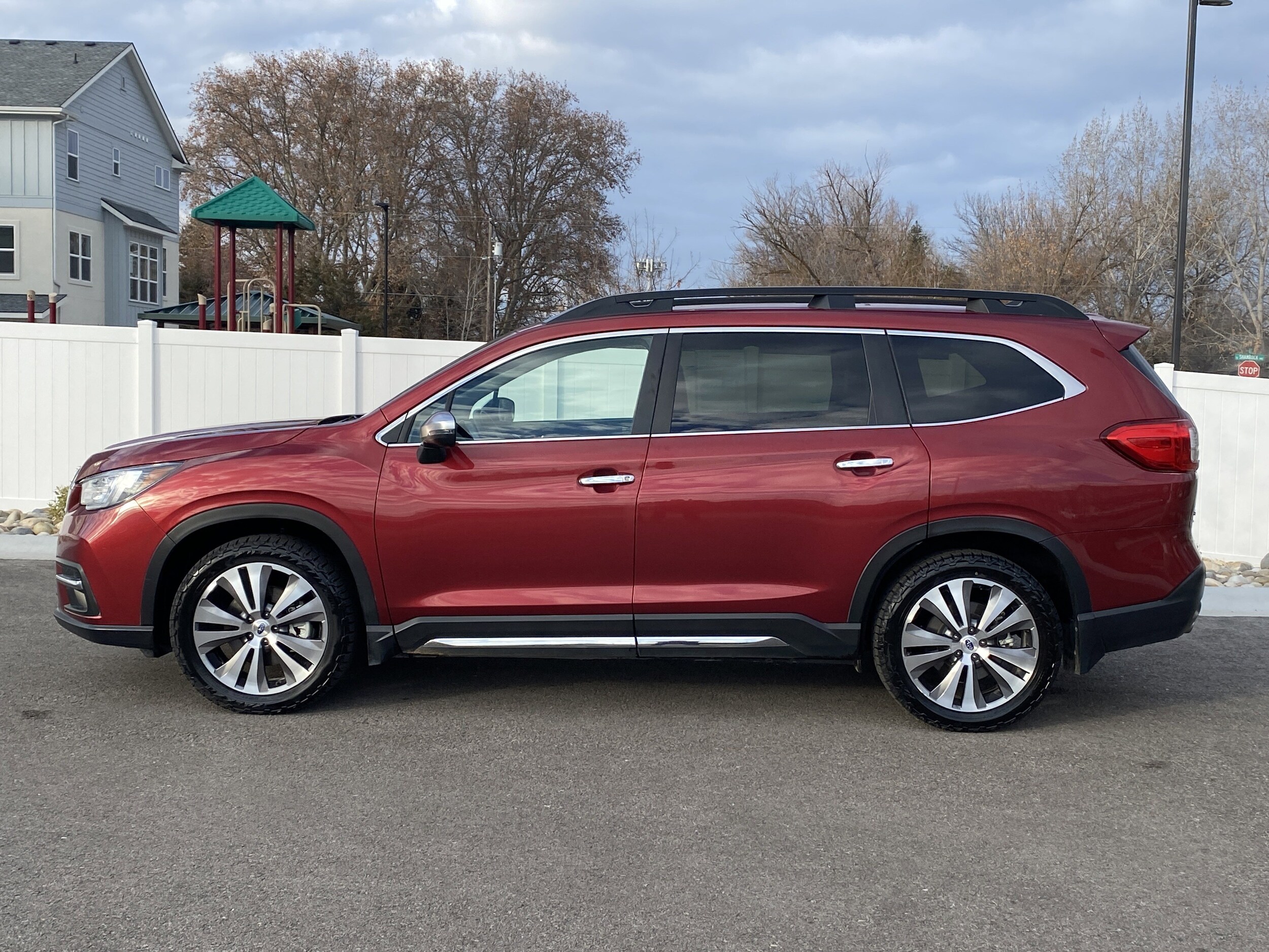 2020 Subaru Ascent Touring photo 3