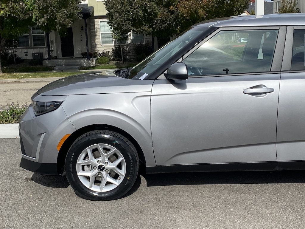 Used 2024 Kia Soul LX Hatchback