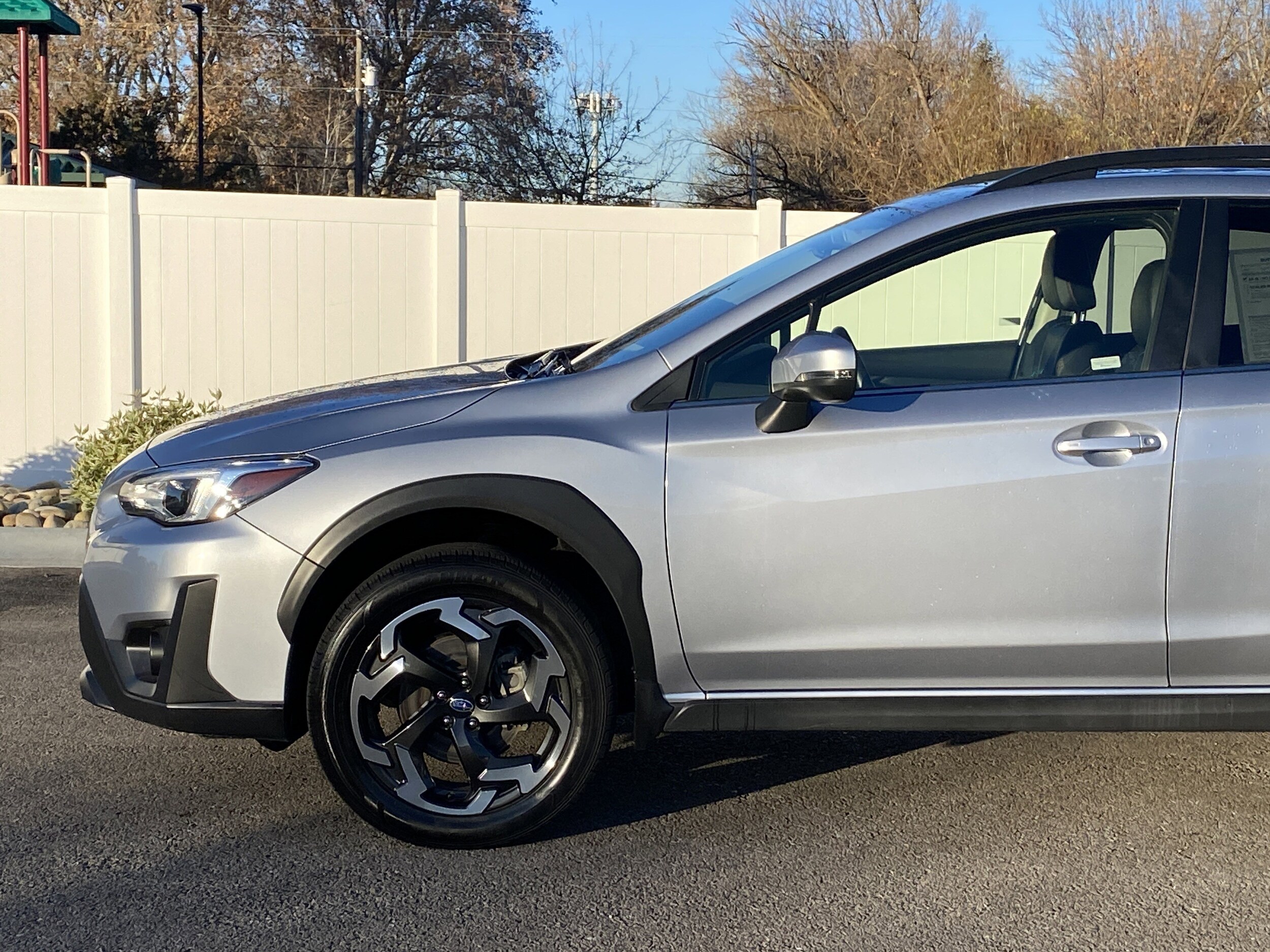 2023 Subaru Crosstrek Limited photo 2