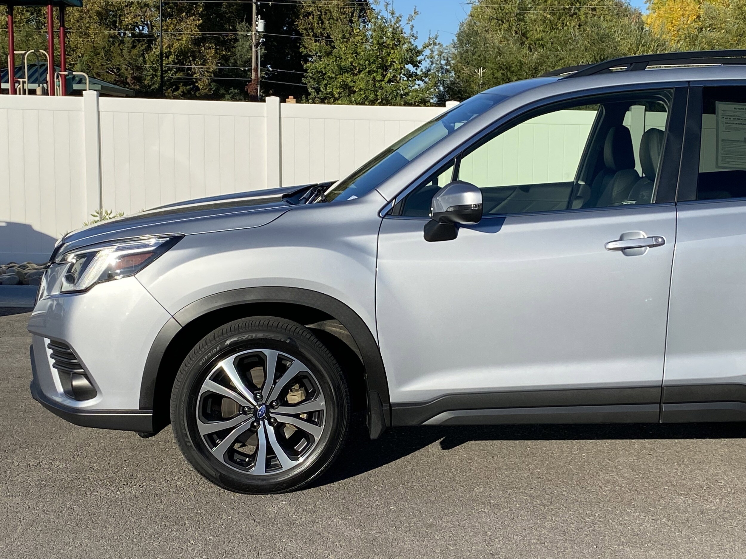 2024 Subaru Forester Limited photo 2