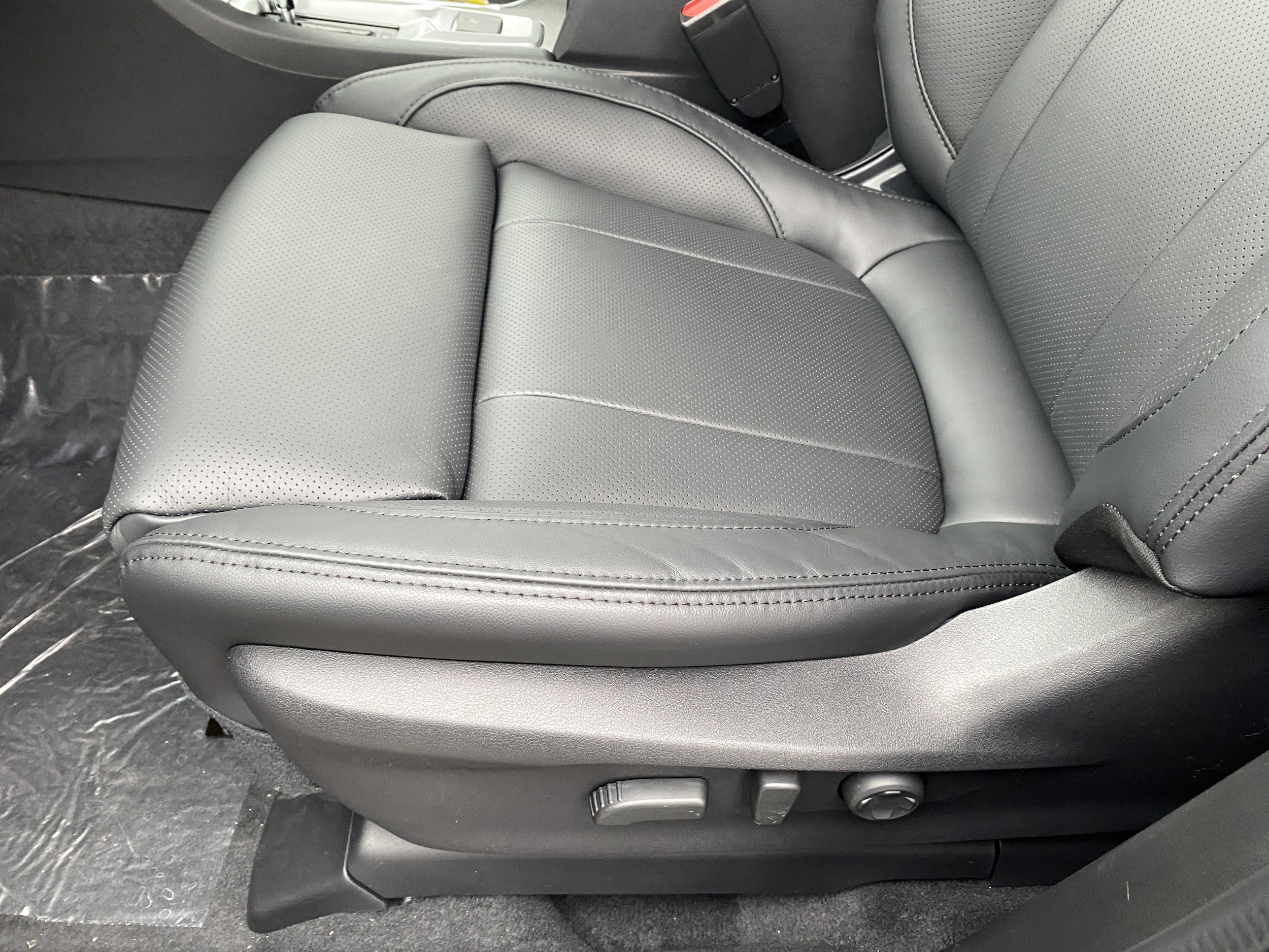 2026 Subaru Ascent Touring - Photo 16