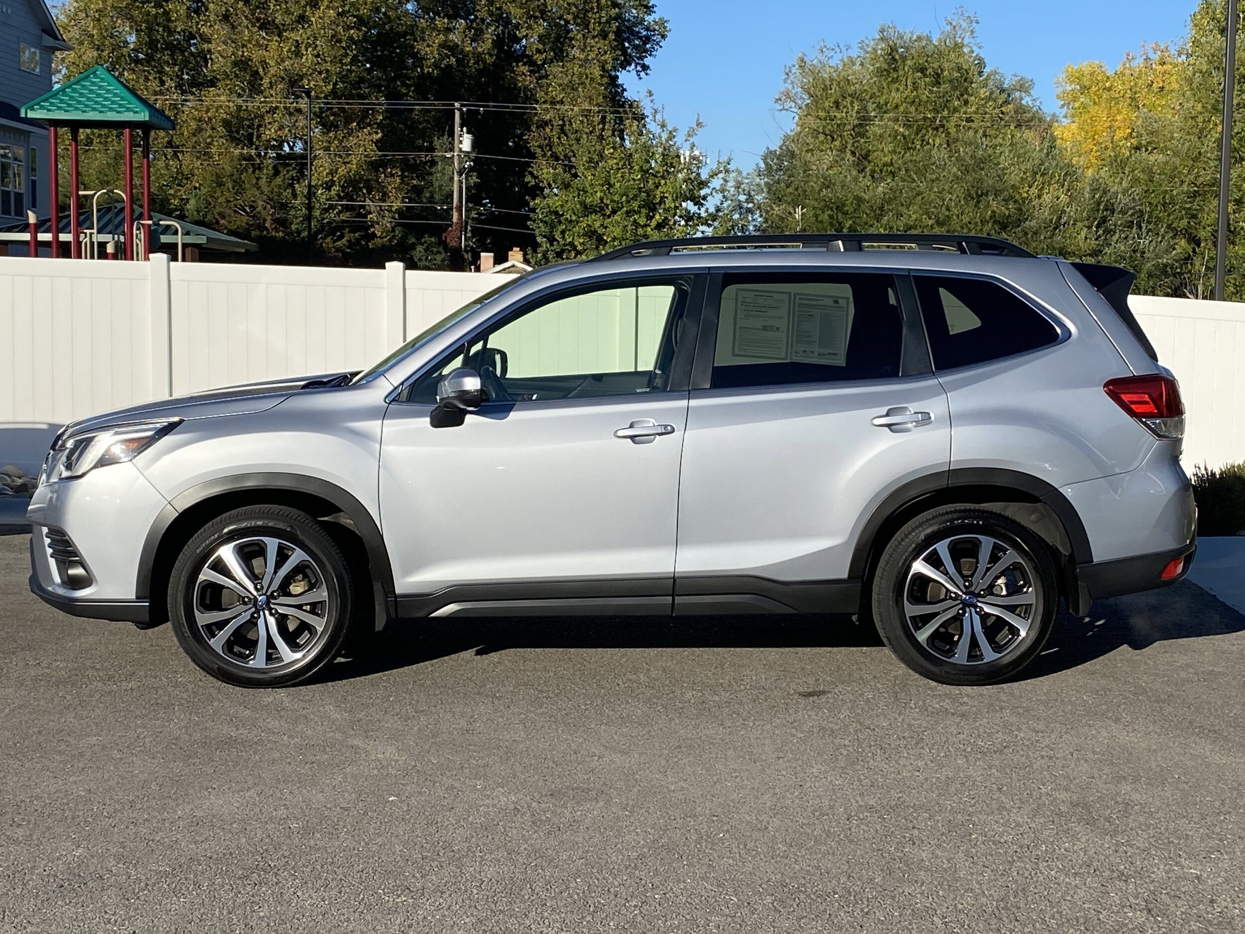 2024 Subaru Forester Limited photo 3