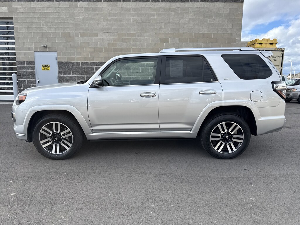 Used 2022 Toyota 4Runner Limited SUV