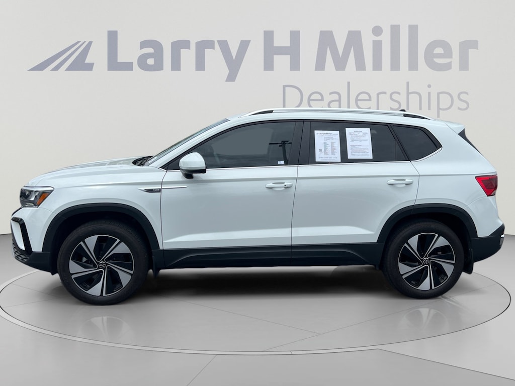 Used 2024 Volkswagen Taos SE SUV