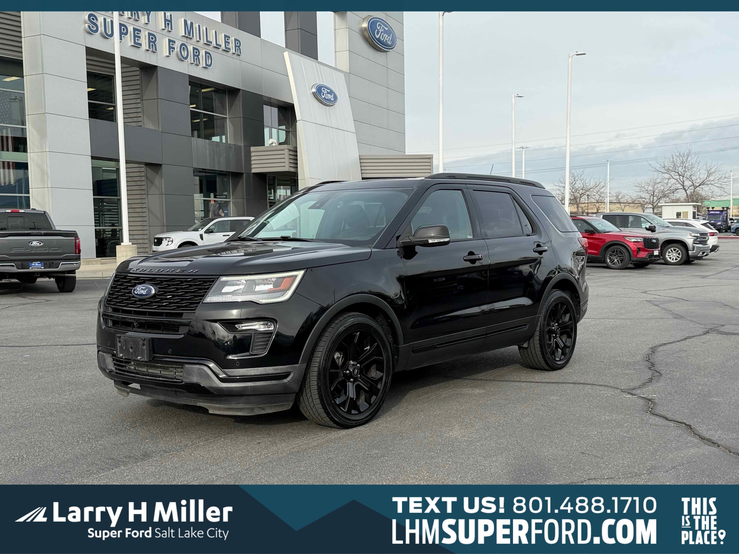 2019 Ford Explorer Sport's photo