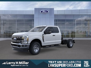 2025 Ford F-350 Chassis XL TRUCK