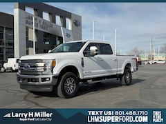 2017 Ford F-350 Lariat CREW CAB TRUCK