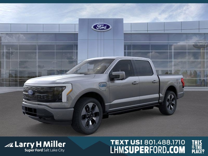 2025 Ford F-150 Lightning Platinum's photo