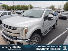 2019 Ford F-350 LARIAT Truck Crew Cab