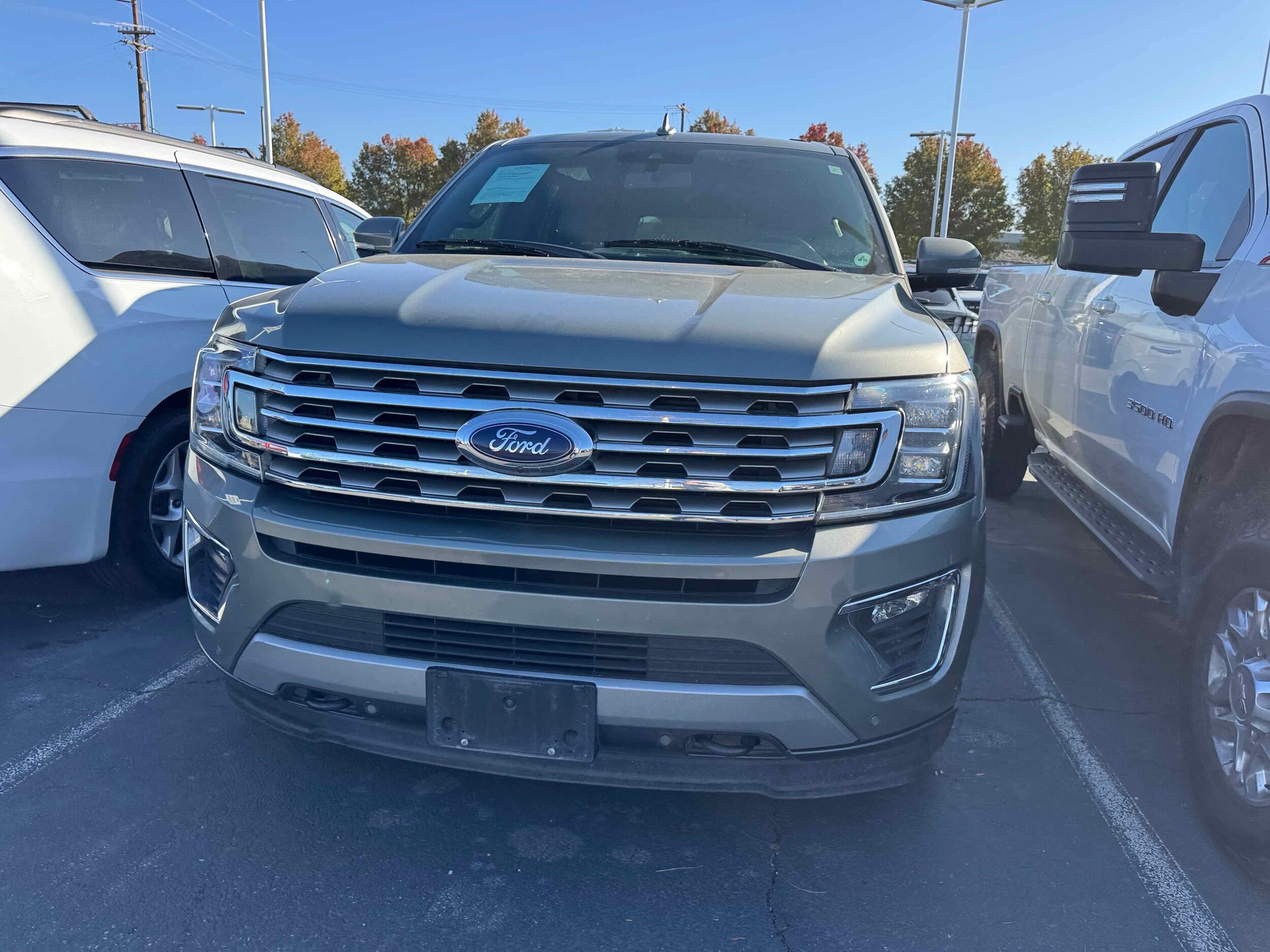 2019 Ford Expedition Limited photo 2