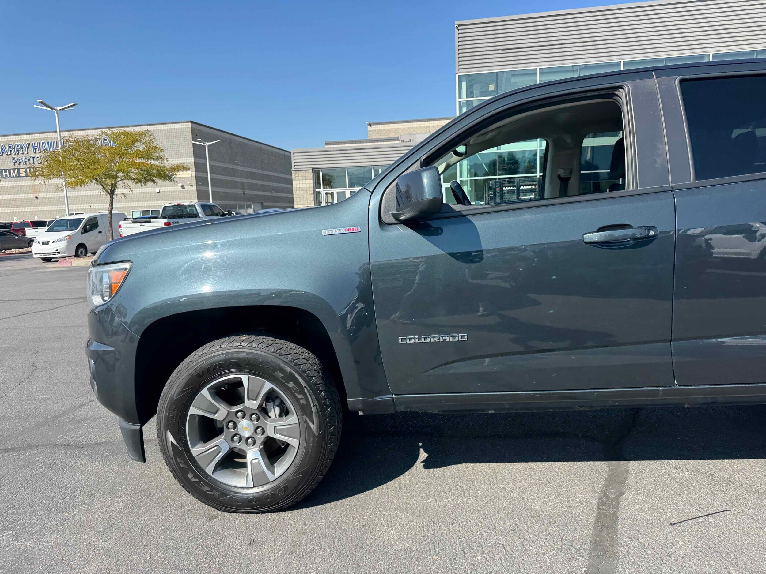 2017 Chevrolet Colorado Z71 photo 3