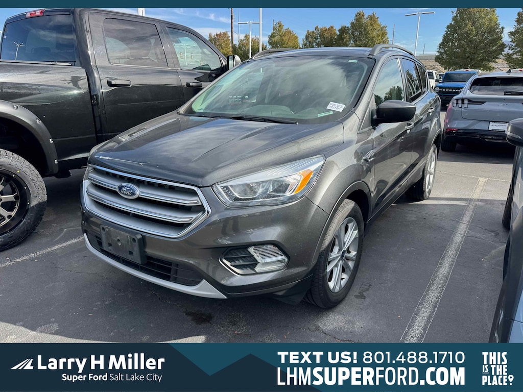 Used 2017 Ford Escape SE SUV