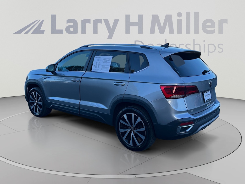 Used 2022 Volkswagen Taos SE SUV