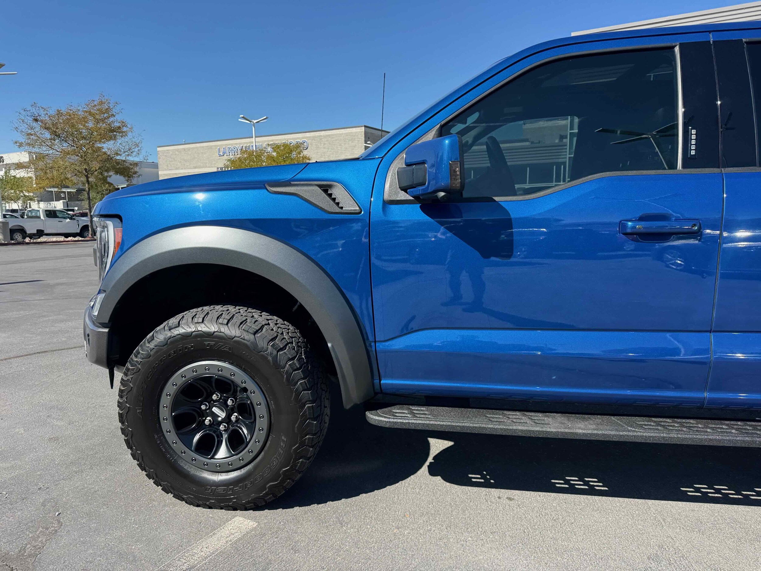 2022 Ford F-150 Raptor photo 3