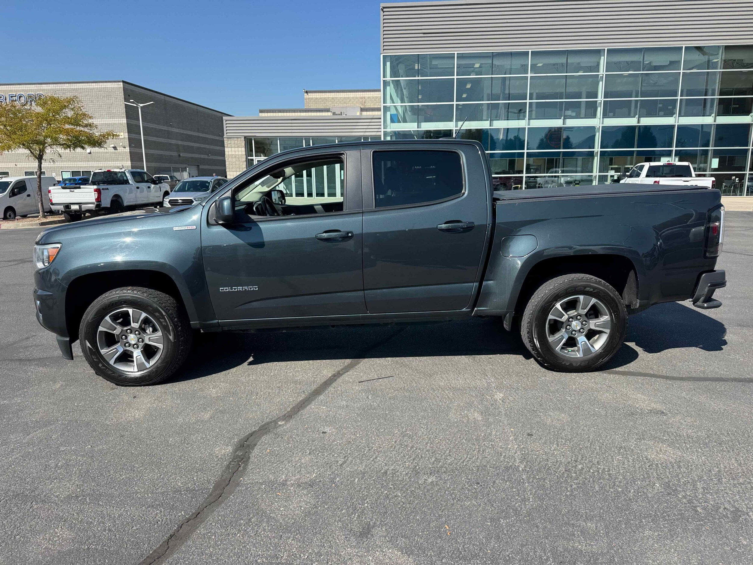 2017 Chevrolet Colorado Z71 photo 4